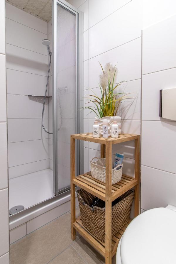 Modernes Apartment Im Gruenen I Balkon I Wlan I Stellplatz Schwarzenberg  Eksteriør bilde